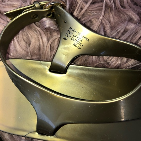 Micheal Kors Gold Sandals - Picture 2 of 3